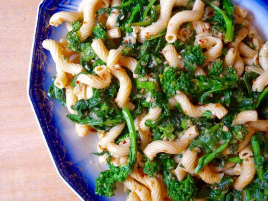 Spicy Broccoli Rabe & Banza Pasta (GF, V) - Creatively Delish